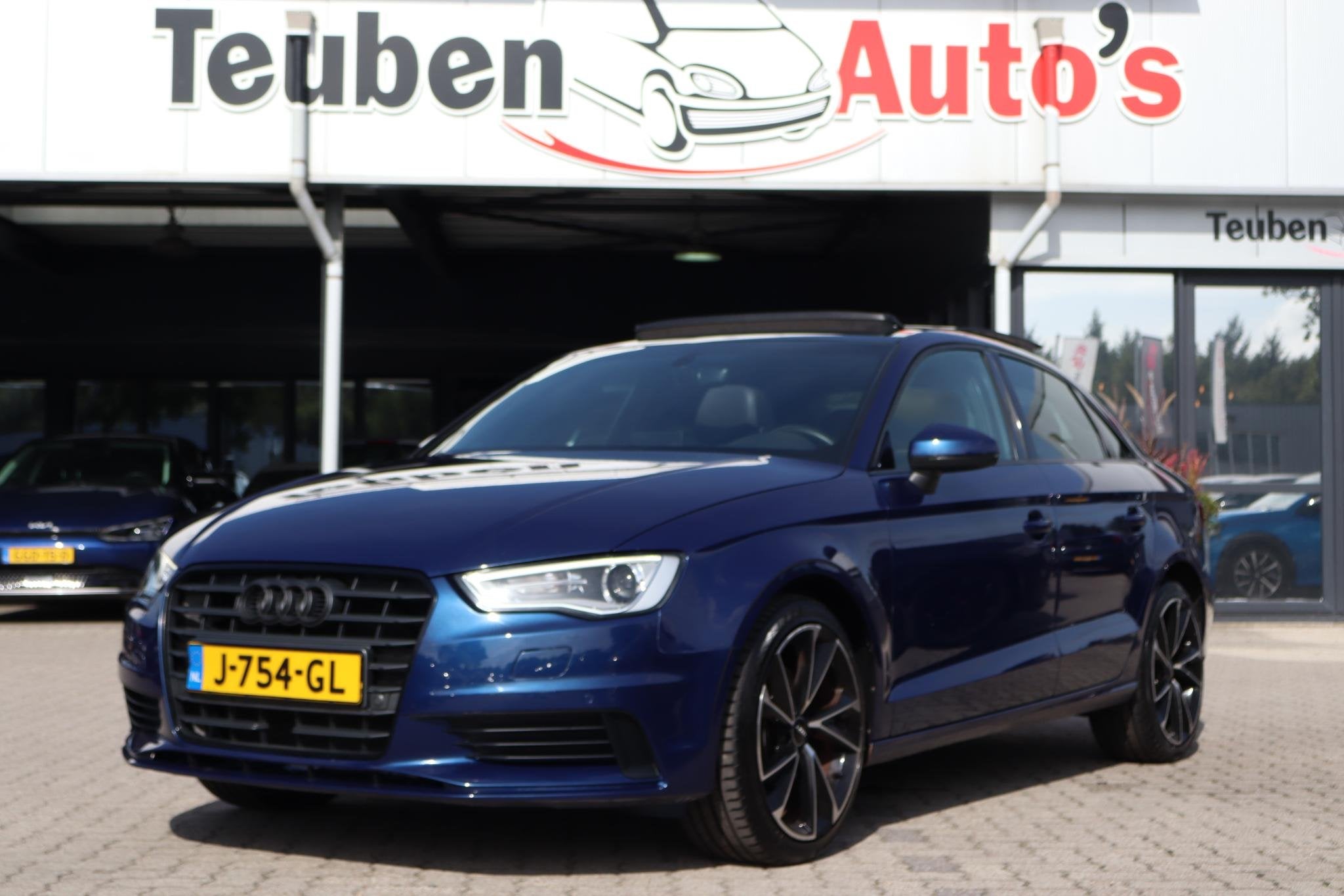 Audi A3 Limousine 1.8 TFSI Ambition Pro Line S | Automaat |, Voorwielaandrijving, Dealer onderhouden, 1380 kg, Gebruikt