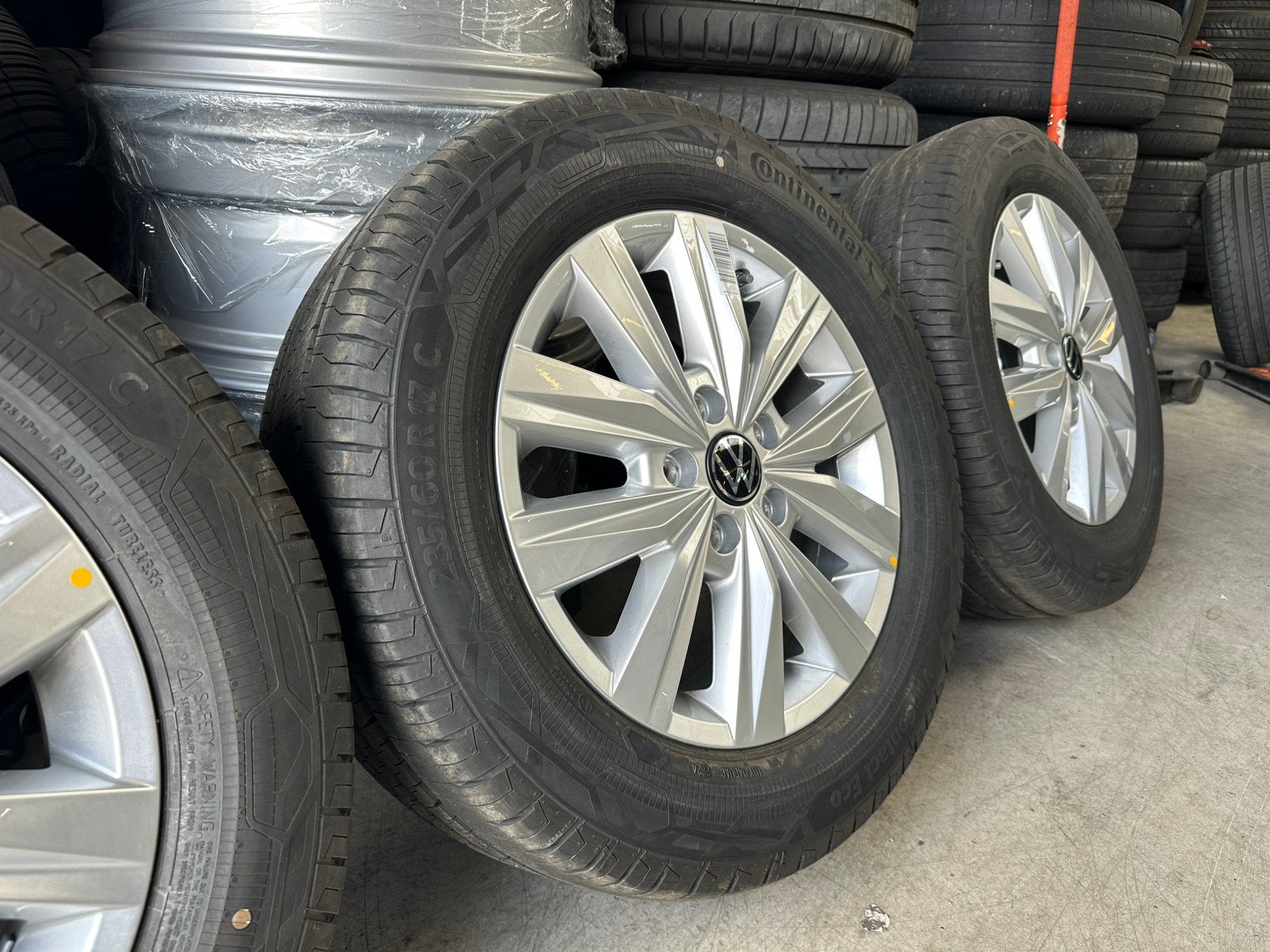17'' VW Crafter MAN Lismore 2N0601025A Velgen VanContact Eco, Auto-onderdelen, Banden en Velgen, Bestelwagen, Banden en Velgen