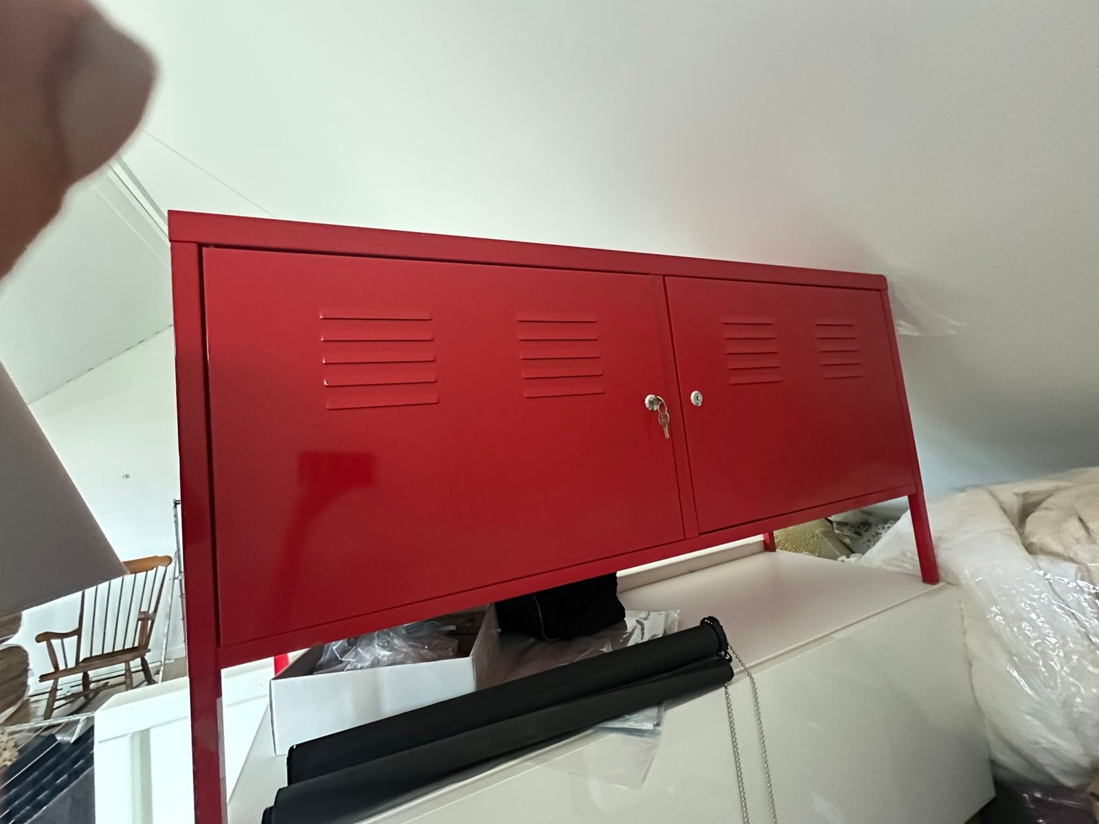 Stalen kast rood ikea, Huis en Inrichting, Kasten | Lockerkasten, Ophalen, Zo goed als nieuw