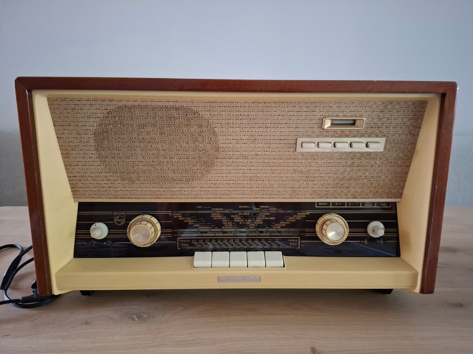 Vintage Philips B5X22A buizenradio - werkend, Ophalen of Verzenden, Gebruikt, Radio