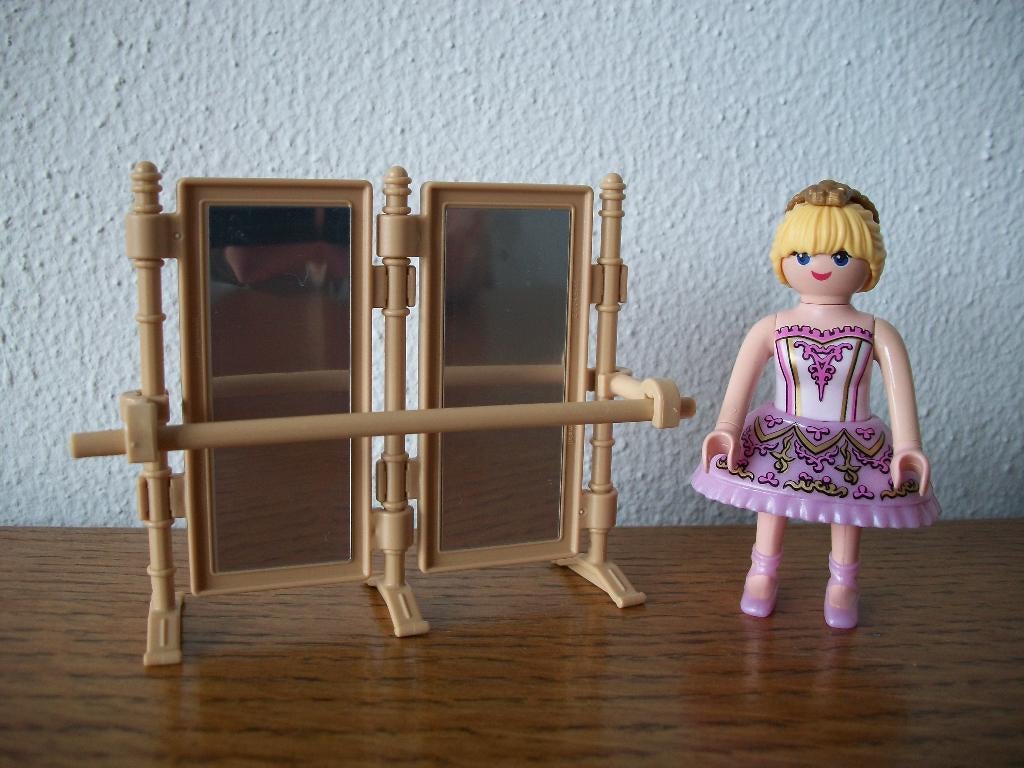 Ballerina met rekstok en spiegel, Ophalen of Verzenden, Nieuw, Complete set