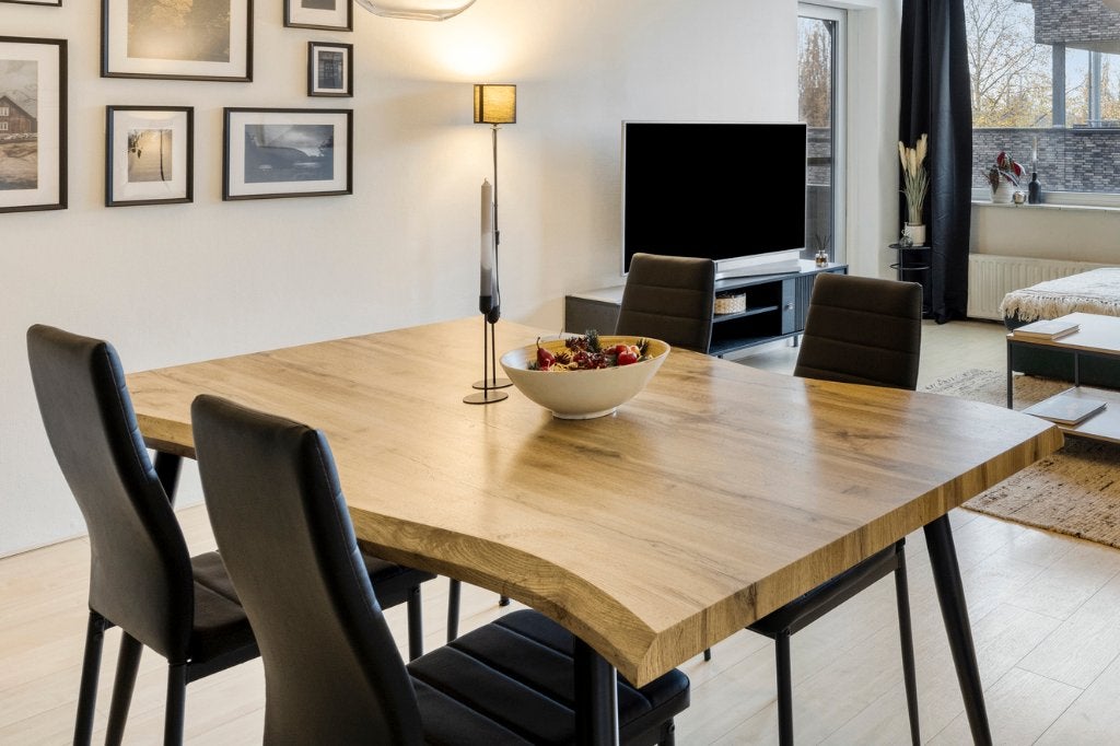 Boomstam look eettafel met 4 stoelen (180x90cm), Ophalen, Nieuw, 50 tot 100 cm, 150 tot 200 cm