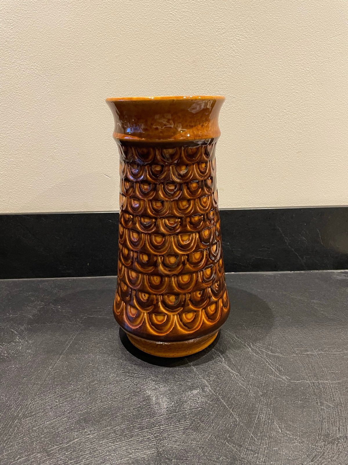 Vintage Jasba Keramiek Vaas - Bruin met Schubbenpatroon, Ophalen of Verzenden