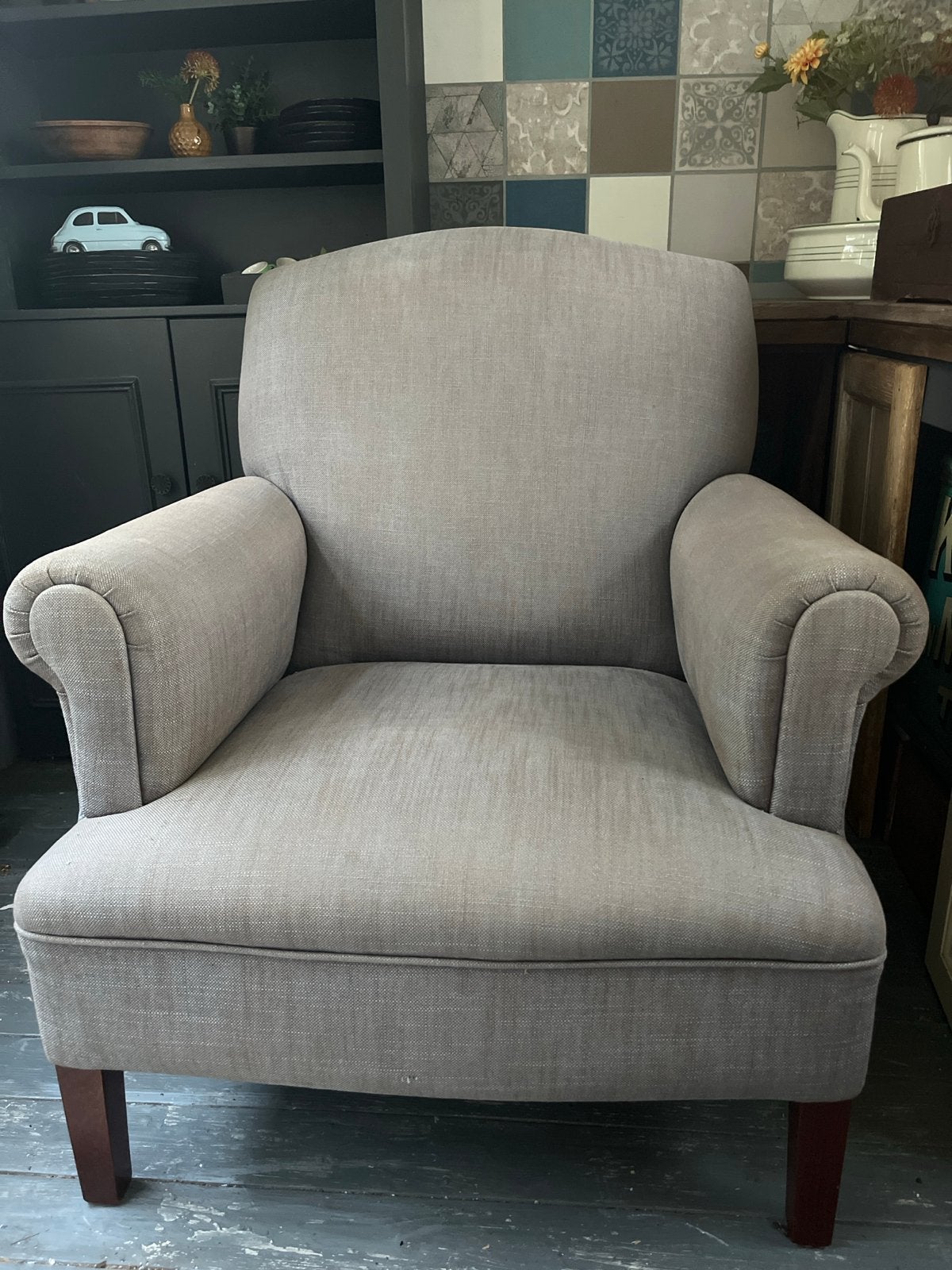 Comfortabele fauteuil - Grijs gestoffeerd 🩶 🩶 🩶, Huis en Inrichting, Ophalen, Gebruikt, Landelijk , hoffz style, stoer en sober