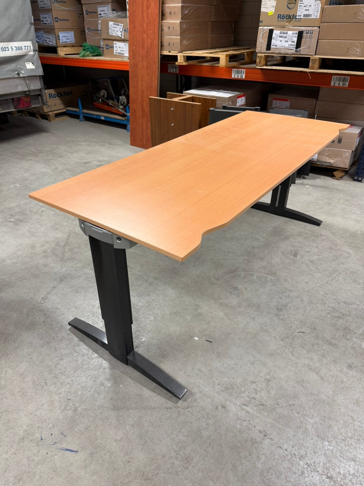 Stevige Bureaus 200x80 cm op Stalen Poten, Ophalen, Gebruikt, Hout, Vintage