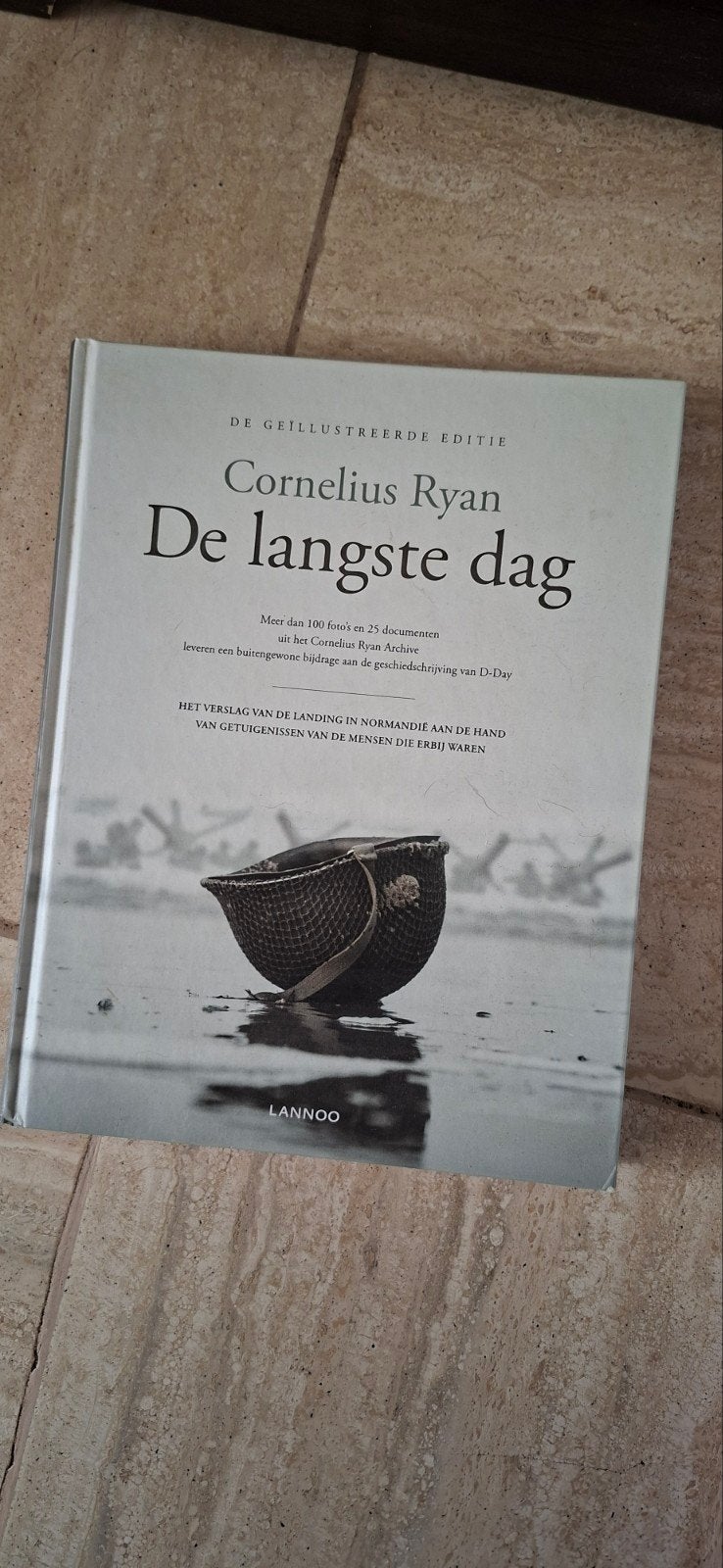 De langste dag - Cornelius Ryan (Geïllustreerde editie), Boeken, Tweede Wereldoorlog, Ophalen of Verzenden, Zo goed als nieuw