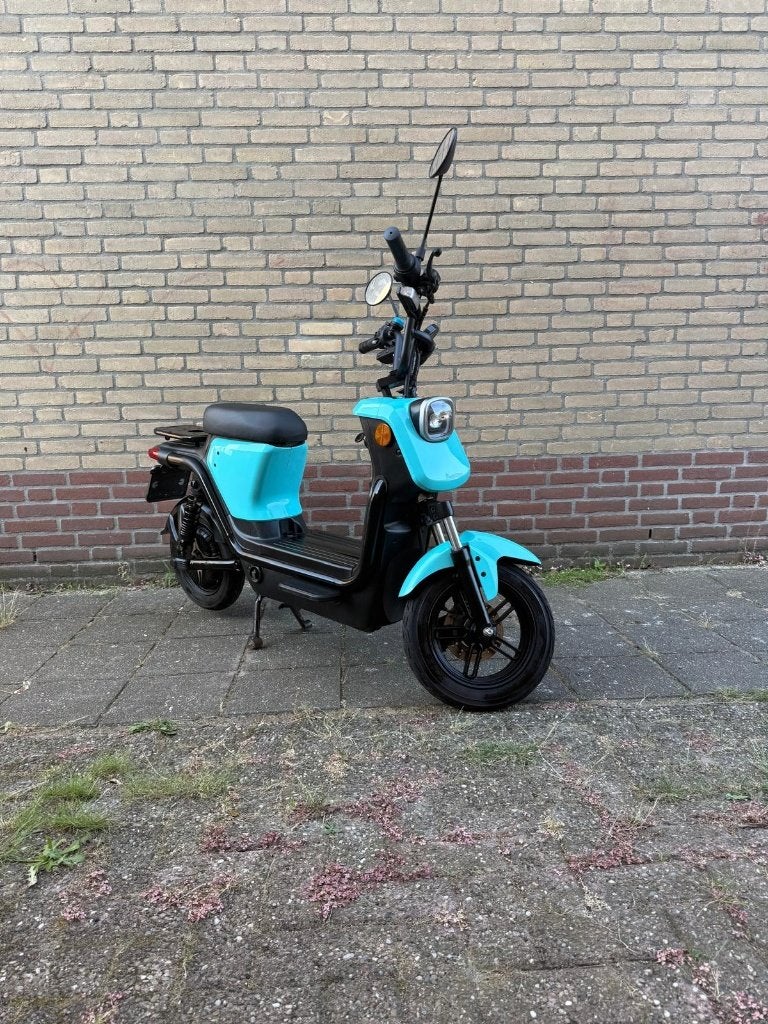 Elektrische scooter / E-scooter / Nieuwstaat / 1e eigenaar, -, -, Elektrisch, Zo goed als nieuw