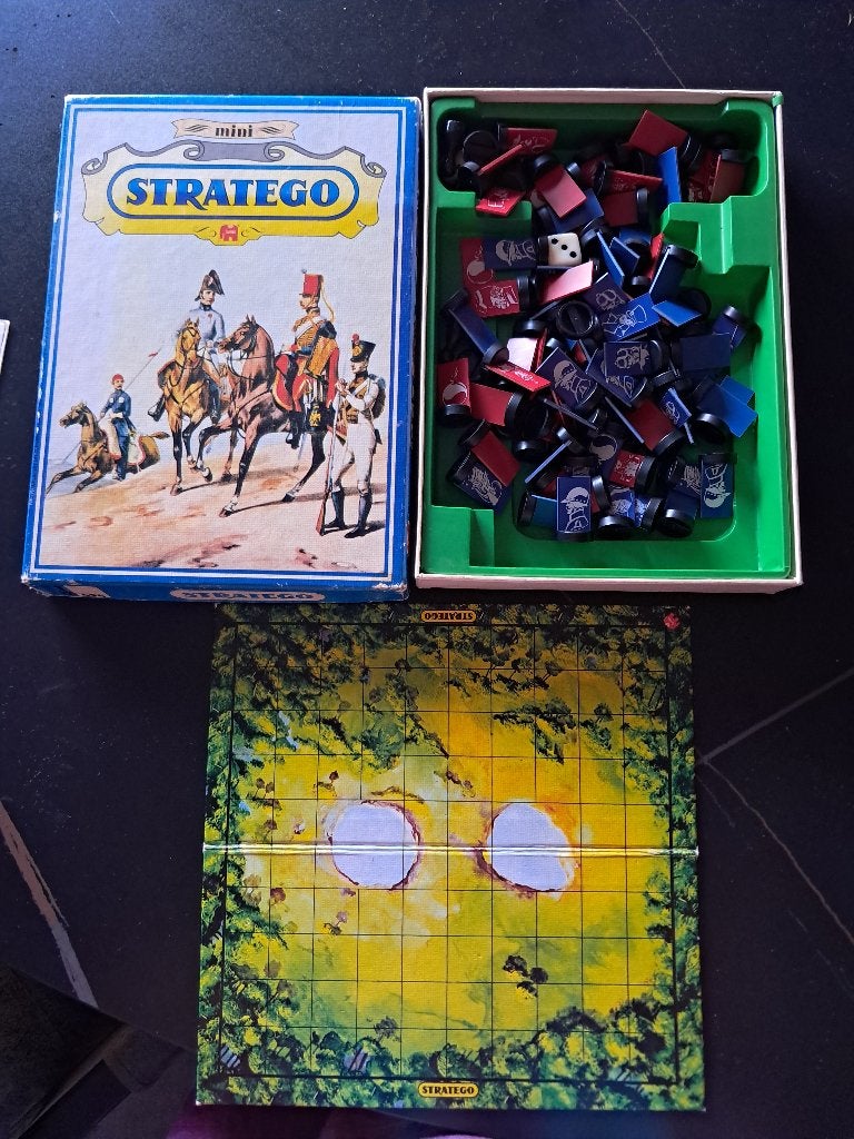 vintage Stratego Mini editie rond 1978, Hobby en Vrije tijd, Gezelschapsspellen | Bordspellen, Jumbo, Gebruikt, Een of twee spelers