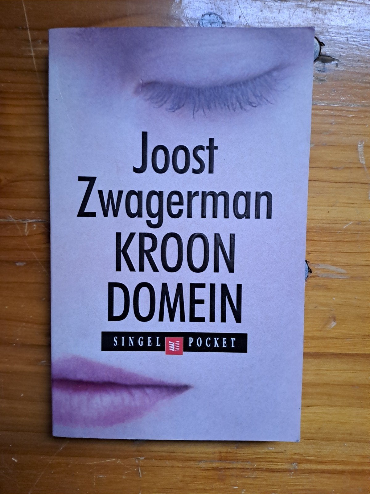 Joost Zwagerman - Kroondomein, Ophalen of Verzenden, Zo goed als nieuw, Joost Zwagerman