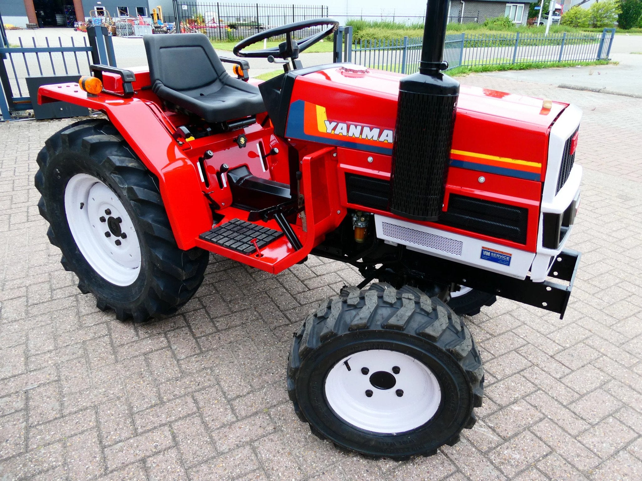 Yanmar F15D 4wd / 0719 Draaiuren / Industriebanden, Overige merken, Gebruikt, De Maalstroom 3
8255 RN  Swifterbant, VM Service