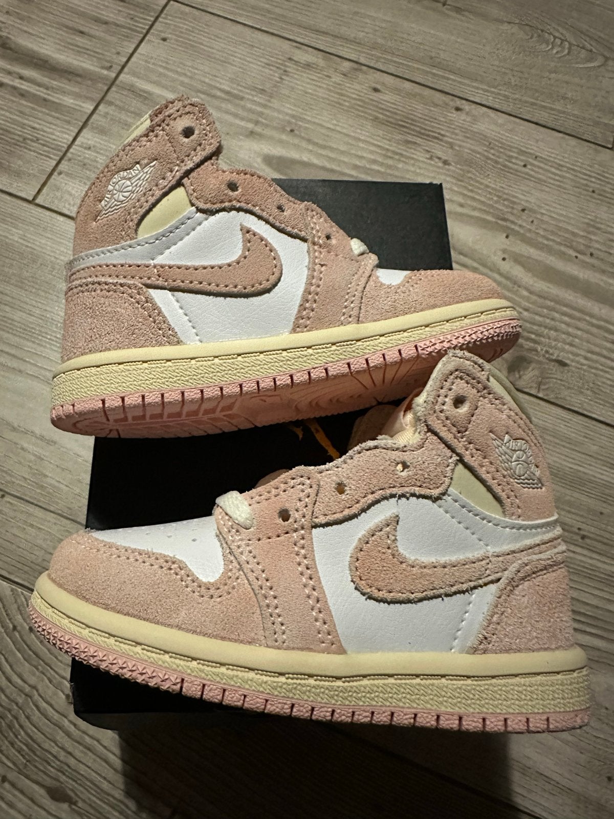 Jordan 1 Retro High OG (TD) washed Pink - Maat 22, Ophalen of Verzenden, Nieuw, Jongen of Meisje, Schoenen