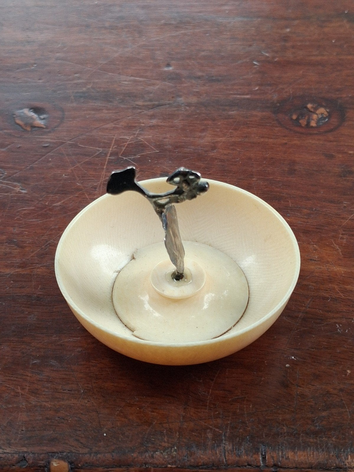 Bakeliet bakje met zilver kleurige decoratie, Ophalen of Verzenden