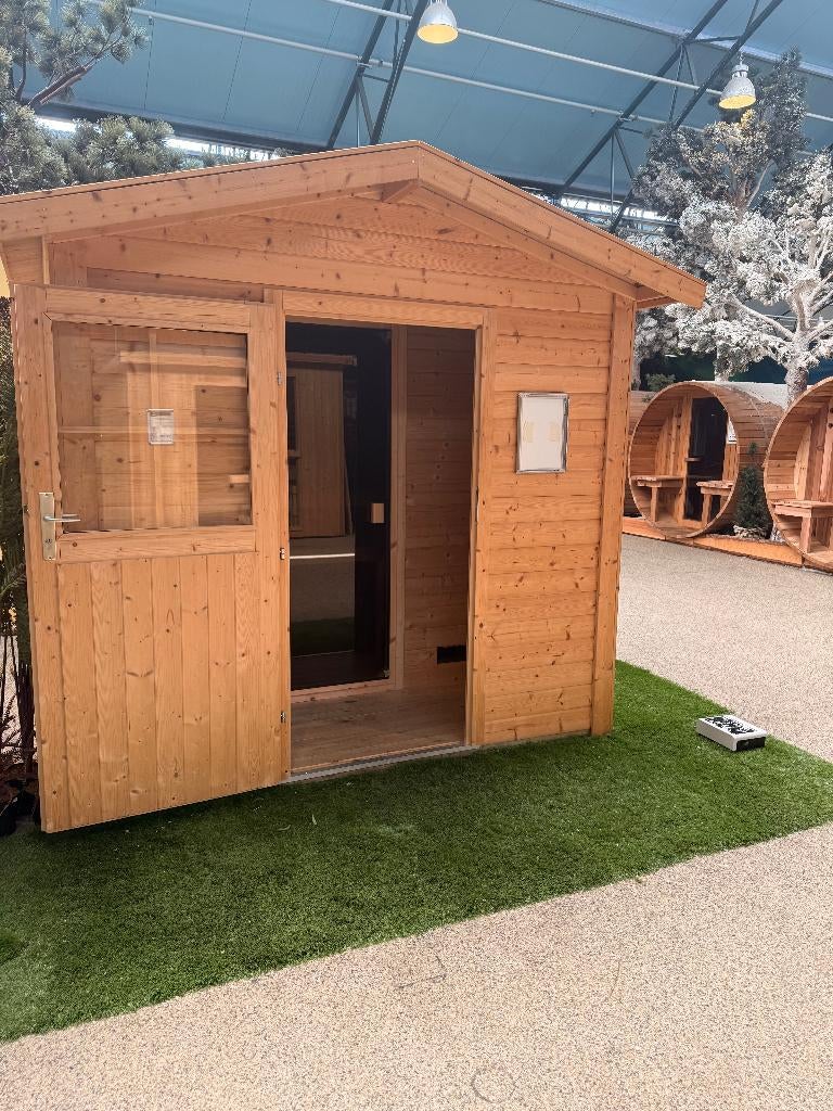 Buitensauna Bosse 1 | Showroommodel, Ophalen, Zo goed als nieuw, Fins of Traditioneel, Complete sauna