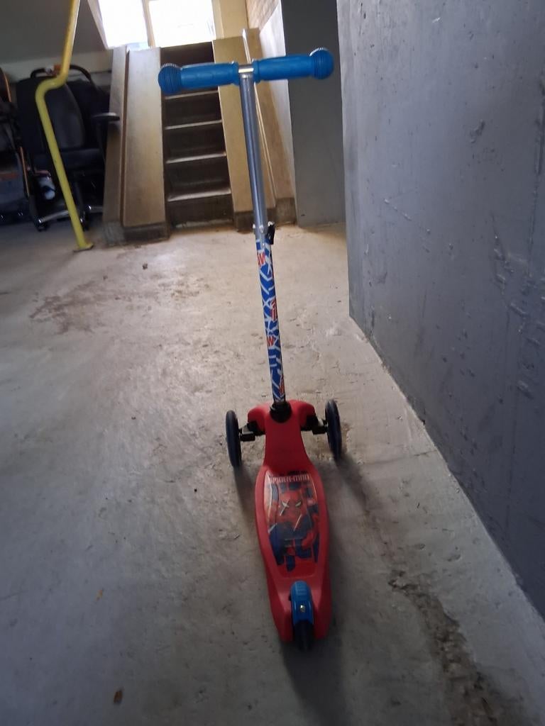 Spiderman kinderstep met 3 wielen, Ophalen, Gebruikt, Gewone step, Spiderman