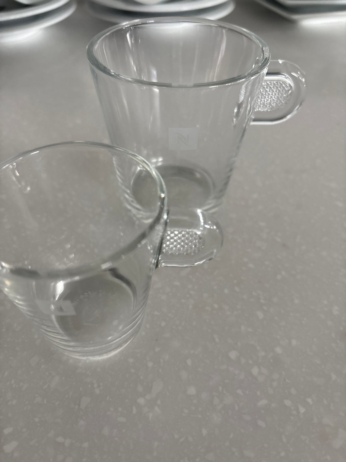 Nespresso glazen kopjes - espresso en lungo, Huis en Inrichting, Gebruikt, Ophalen of Verzenden, Glas, Modern