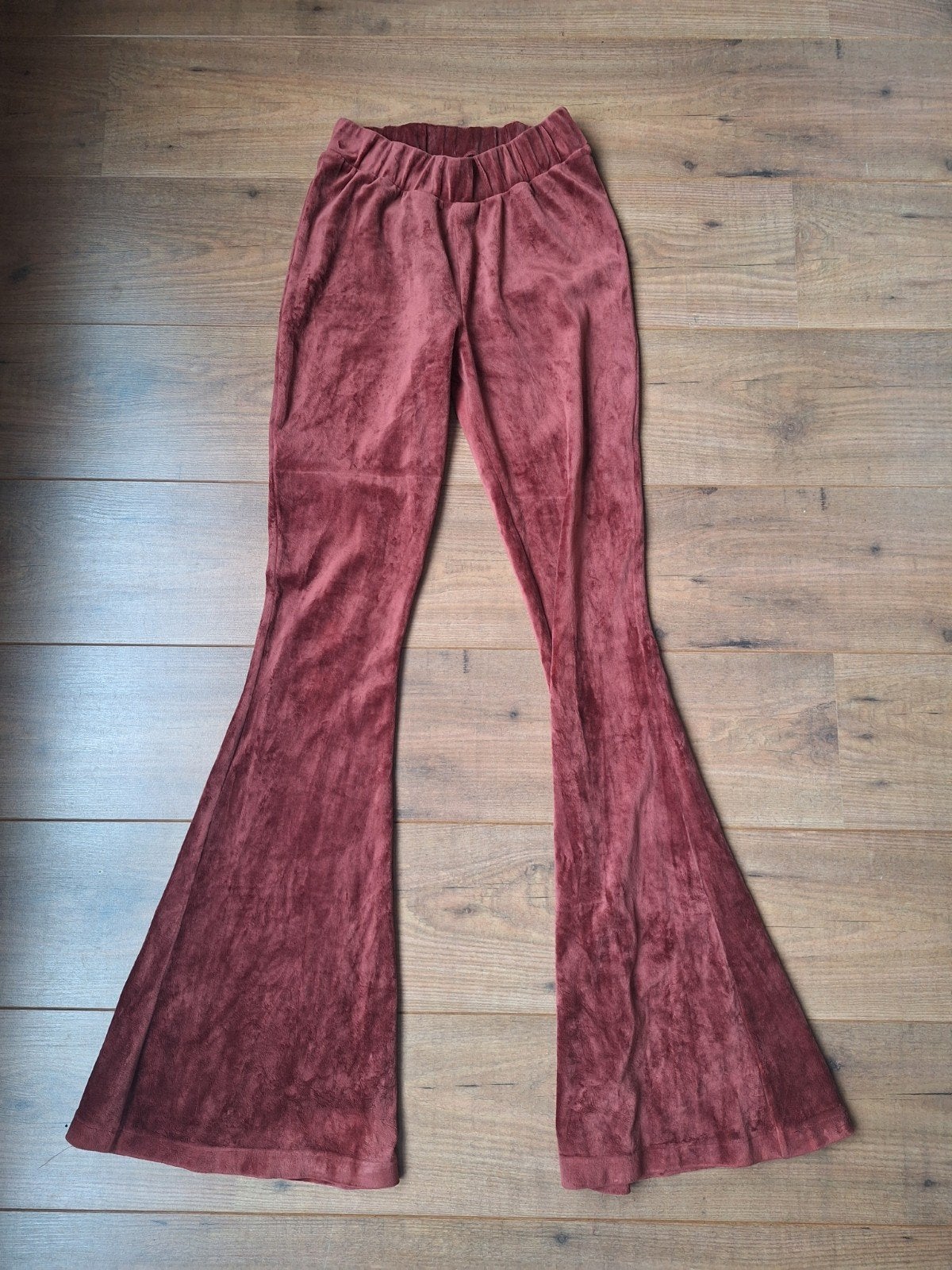 Velvet Flared Broek Roestkleur Maat 38 (valt als 36), Ophalen of Verzenden
