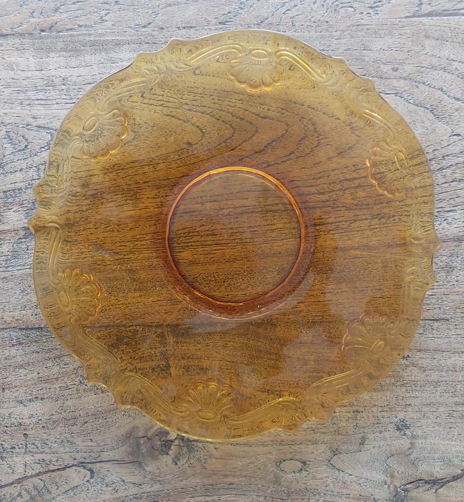 Vintage amberkleurig glazen schaal met reliëf, Antiek en Kunst, Ophalen of Verzenden
