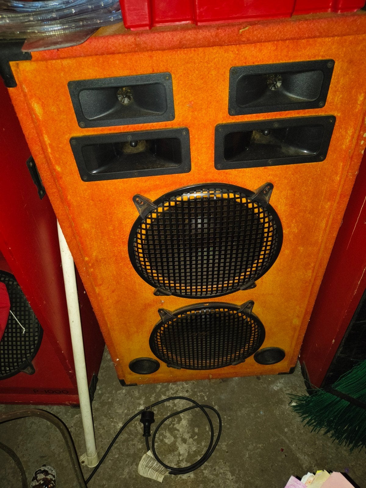 4 Speakers, rookmachine en versterker (kabels ontbreken), Ophalen, Gebruikt, Dj-set, Overige merken
