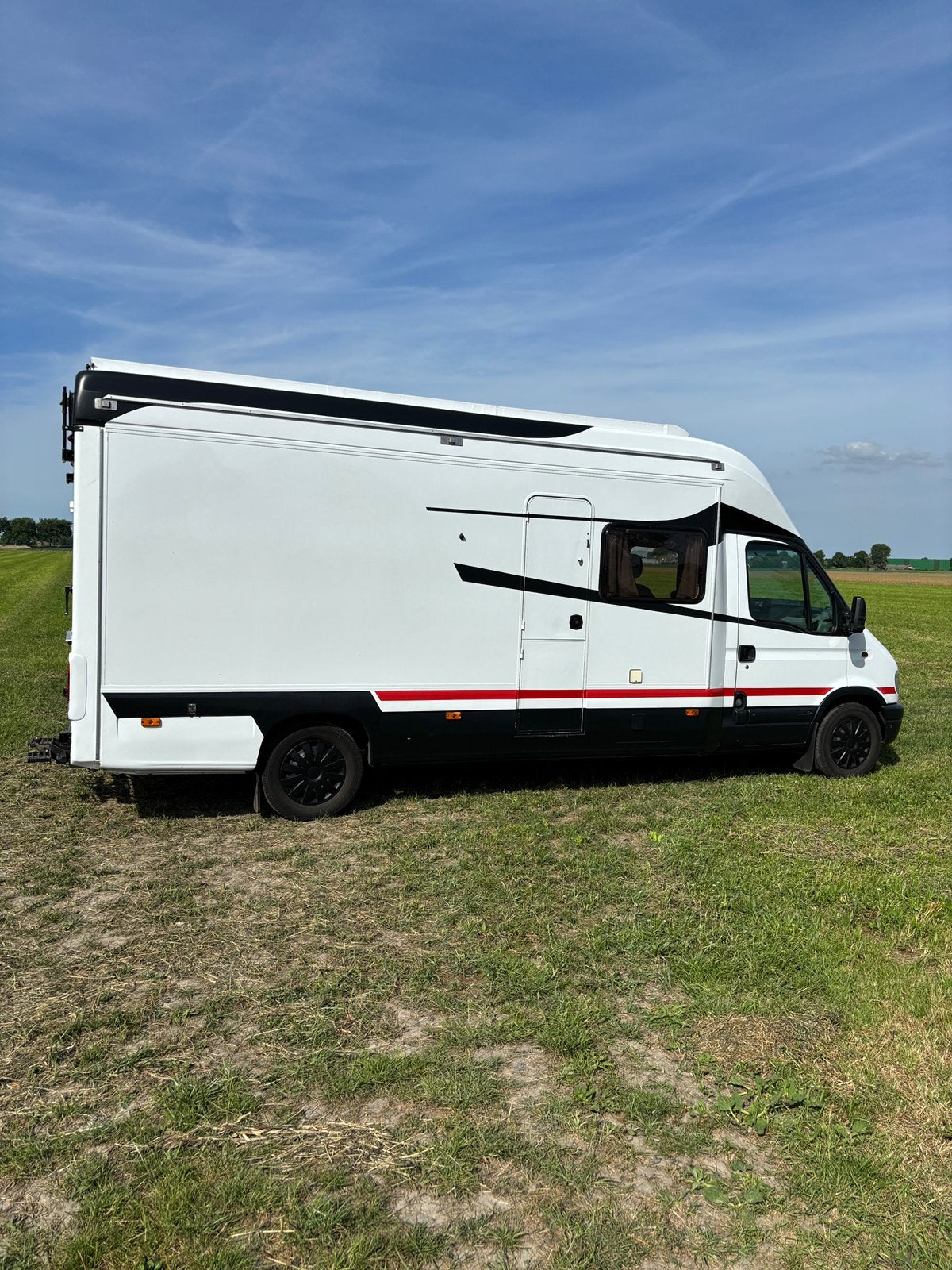 Renault Master T35 Durisotti camper motorsport, Caravans en Kamperen, Overige merken, Particulier, Airconditioning, Tot en met 4