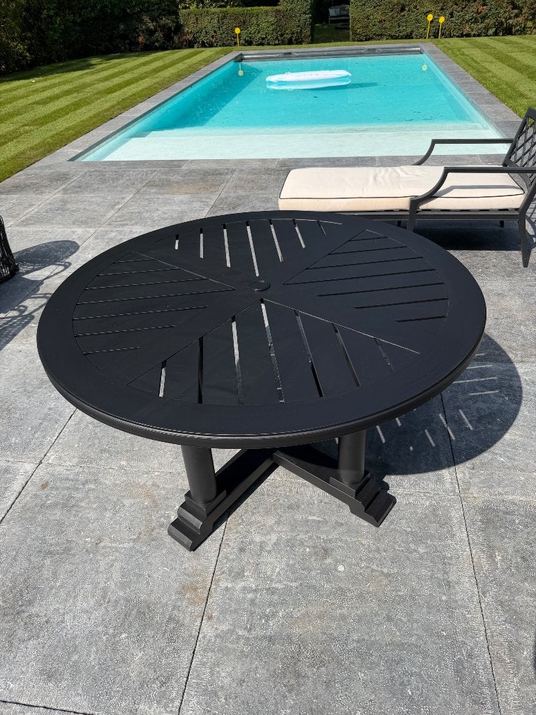Eichholtz buiten tafel, Ophalen, Metaal of Aluminium, Rond, Nieuw