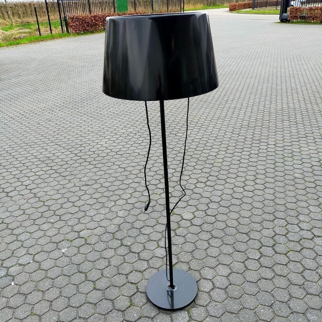 Vloerlamp staande lamp  zwart of wit - hoogte 150 cm, Ophalen, Gebruikt, 150 tot 200 cm