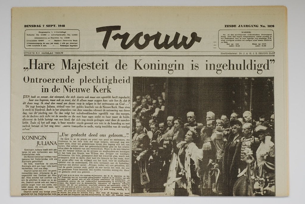 Krant Trouw Inhuldiging Koningin Juliana 1948 Heruitgave, Zo goed als nieuw, Verzenden, Amsterdam, Overige soorten