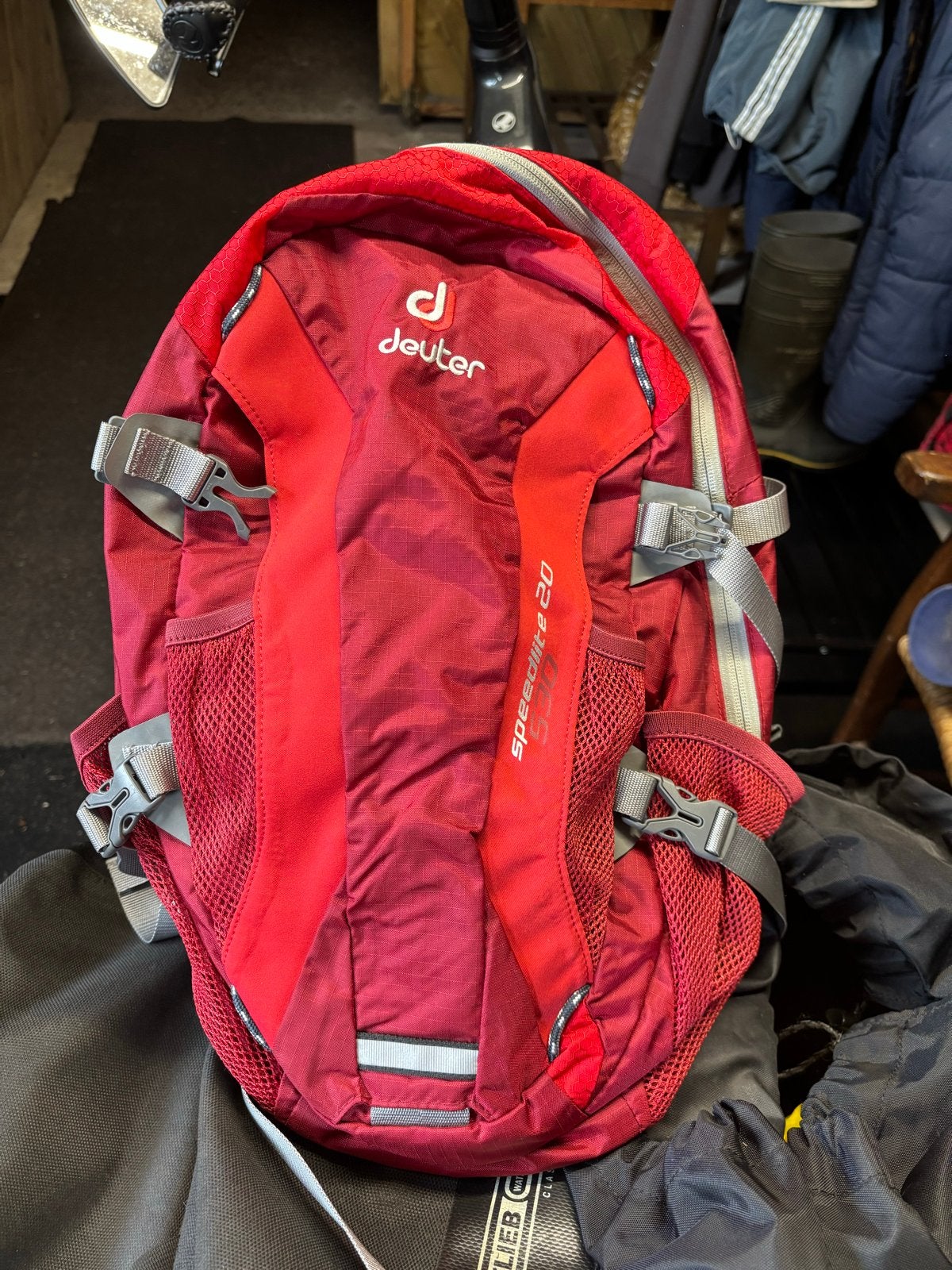 NIEUWE Deuter Speed Lite 20 rugzak - Rood, lichtgewicht, 25 tot 40 cm, Nieuw, Ophalen of Verzenden, Trekking