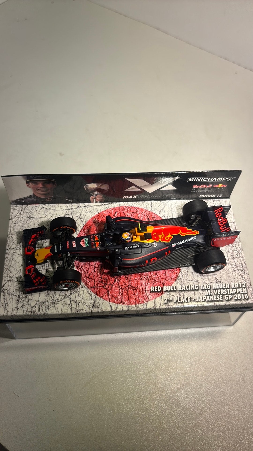 F1 red bull rb12 2e japan 2016 m.Verstappen minichamps 1.43, Auto, Ophalen of Verzenden, MiniChamps, A