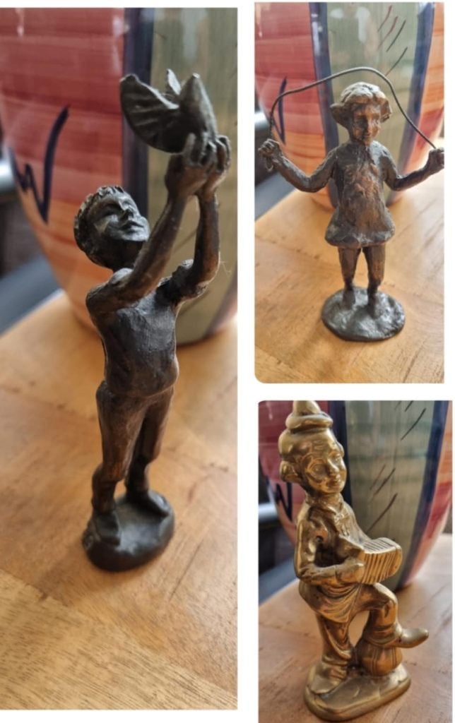 3 x bronzen beeldjes, Ophalen, Brons
