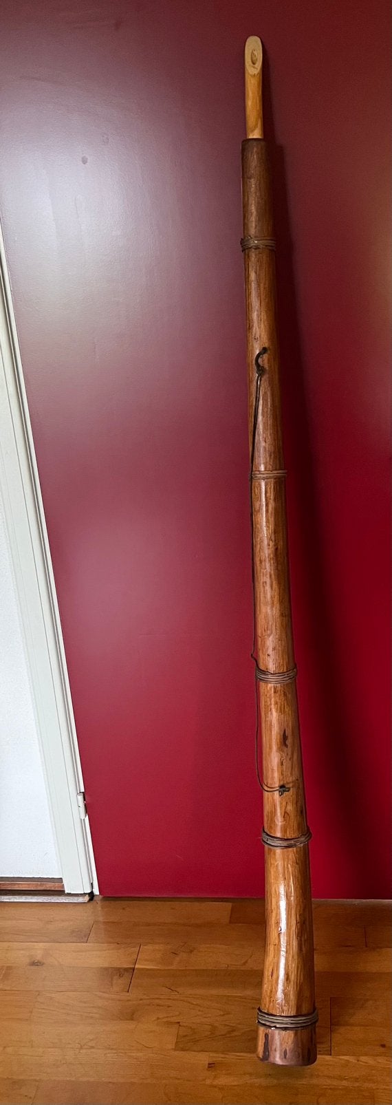 Grote MIDWINTERHOORN Hout 180 cm Handgemaakt blaasinstrument, Ophalen, Zo goed als nieuw