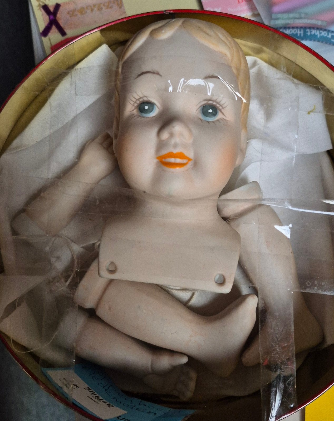Vintage porseleinen babypop onderdelen in doos, Ophalen of Verzenden, Nieuw, Babypop