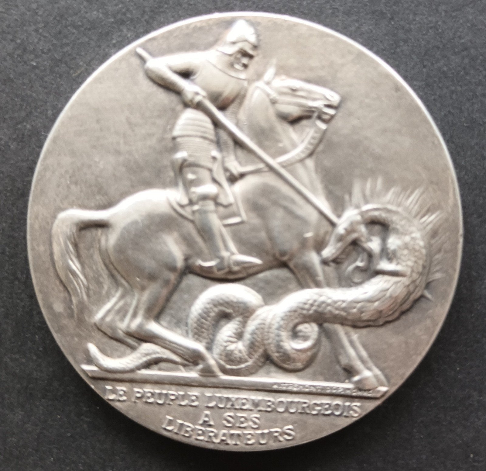 Zilveren Herdenkingsmedaille bevrijding Luxemburg 1944, Verzamelen, Verzenden, Overige soorten