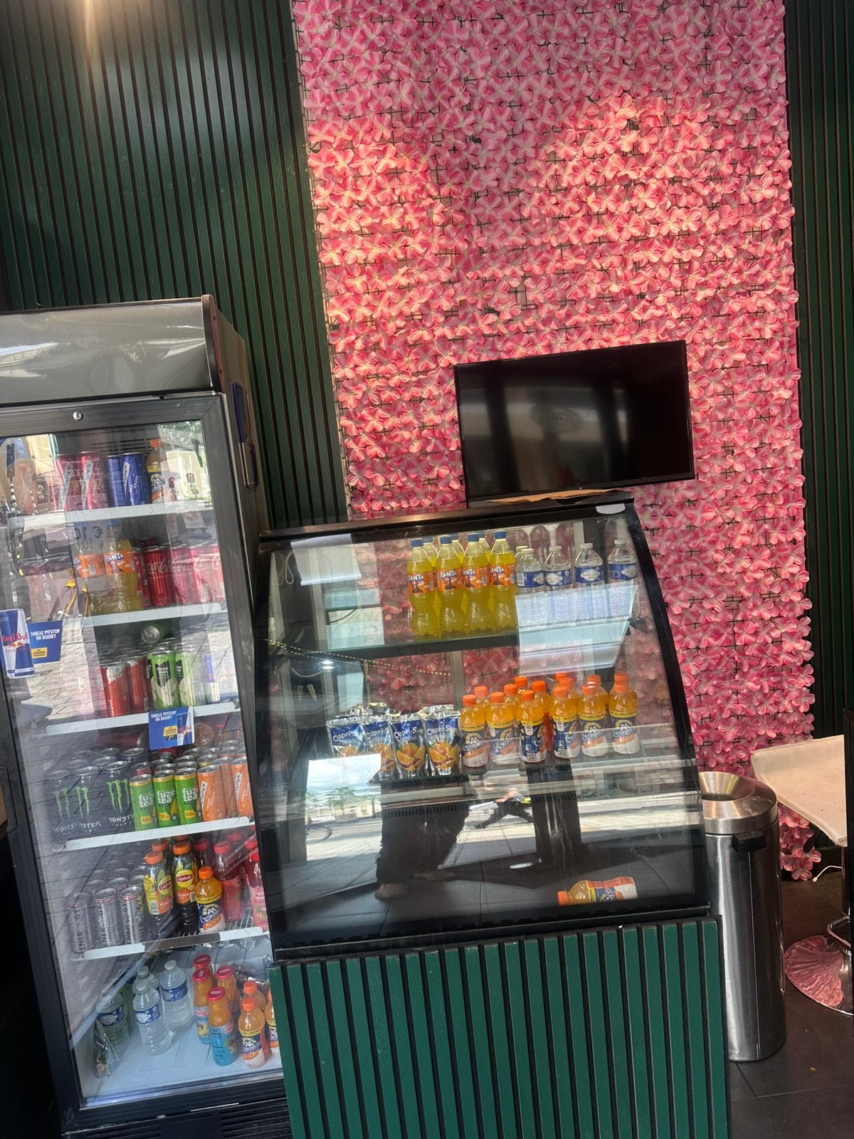 Doner  shop, Ophalen, Koelen en Vriezen