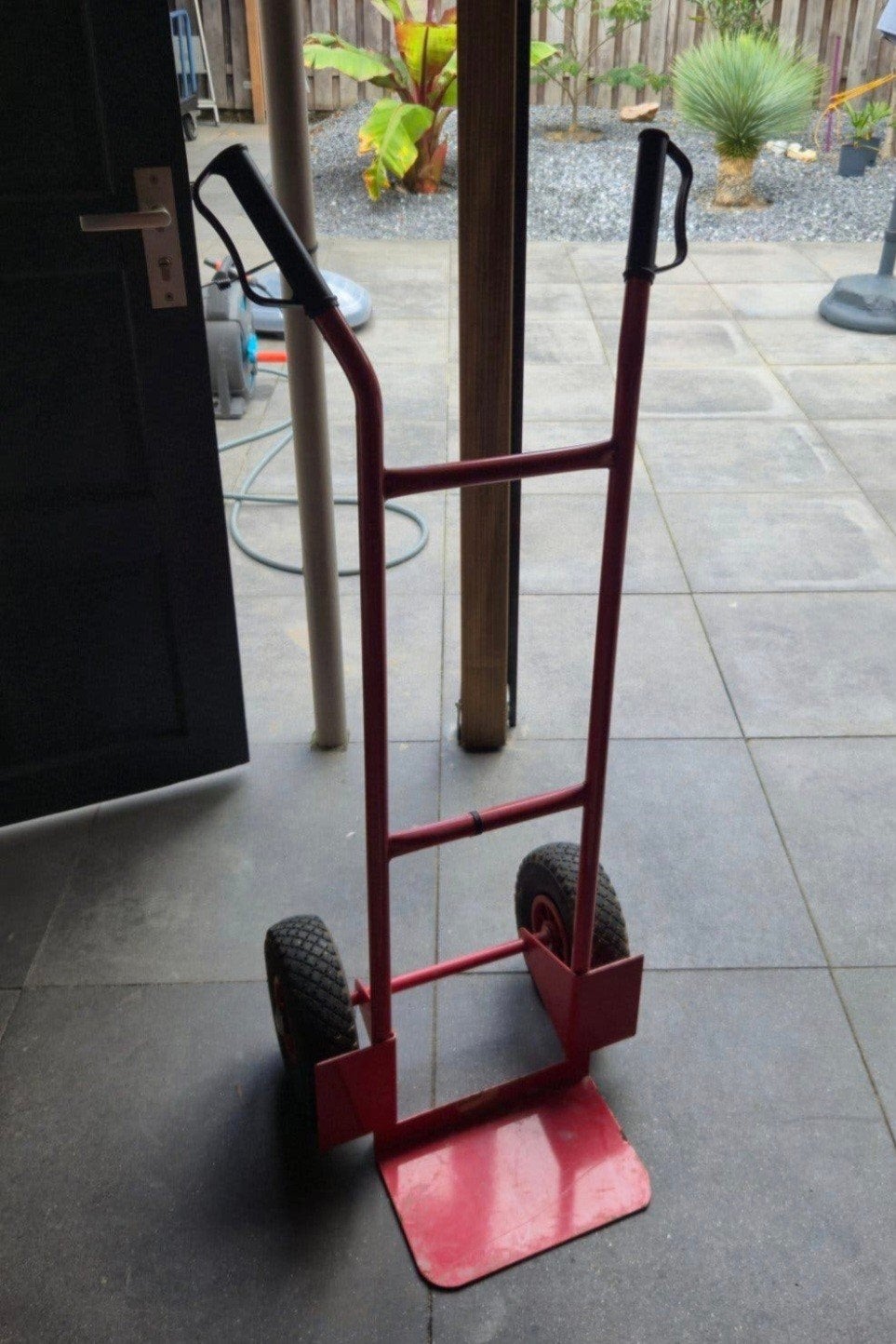 Stevige steekwagen / steekkarretje met luchtbanden, 60 tot 80 liter, Ophalen, Gebruikt, Steekwagen