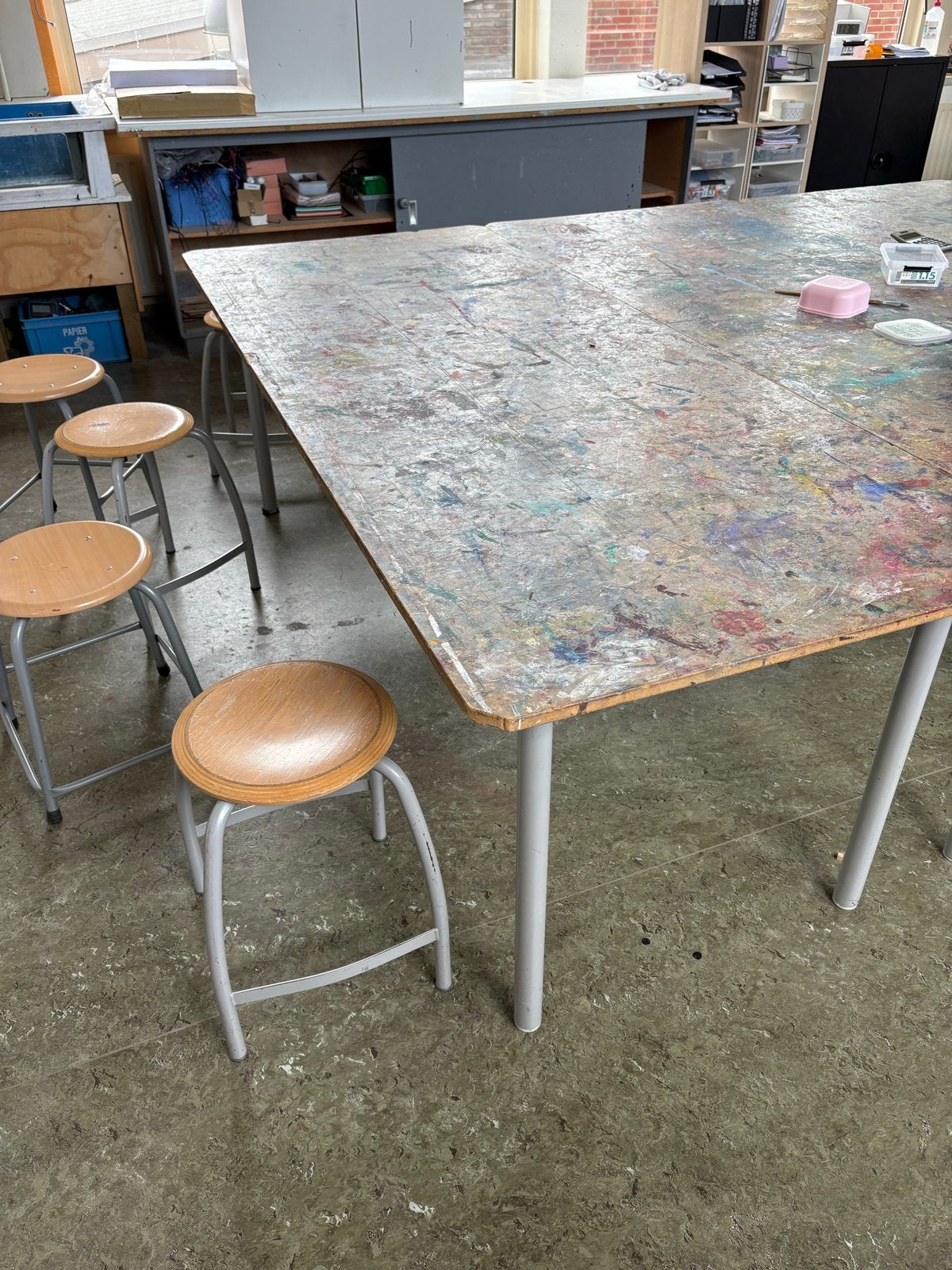 Grote creatieve tafel (240x100 cm) - 4 stuks beschikbaar, Huis en Inrichting, Tafels | Eettafels, Ophalen, Gebruikt, 100 tot 150 cm
