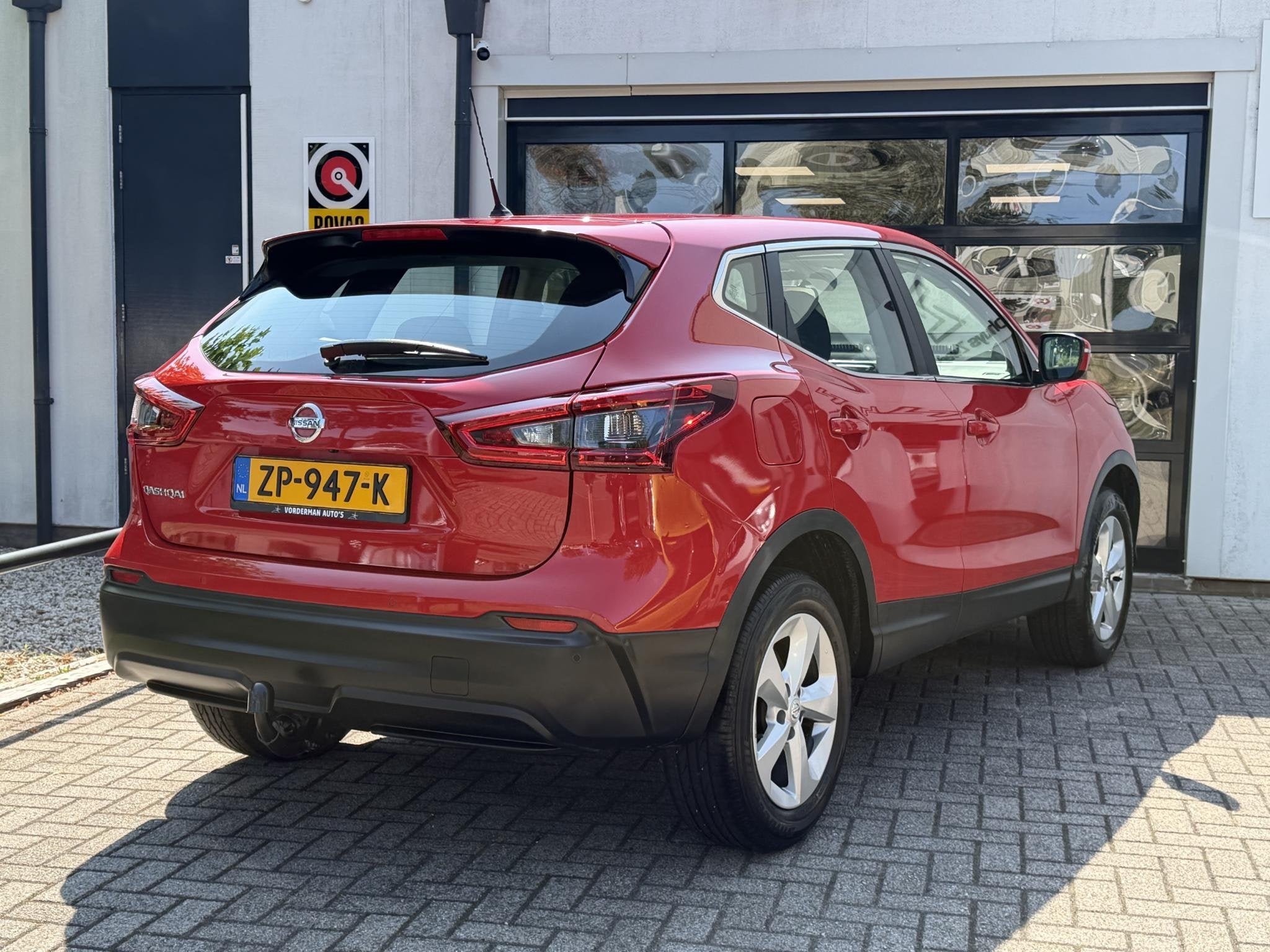 Nissan Qashqai 1.3 DIG-T Acenta Automaat | Achteruitrijcamer, Auto's, Nissan, Stof, Gebruikt, Euro 6, 4 cilinders