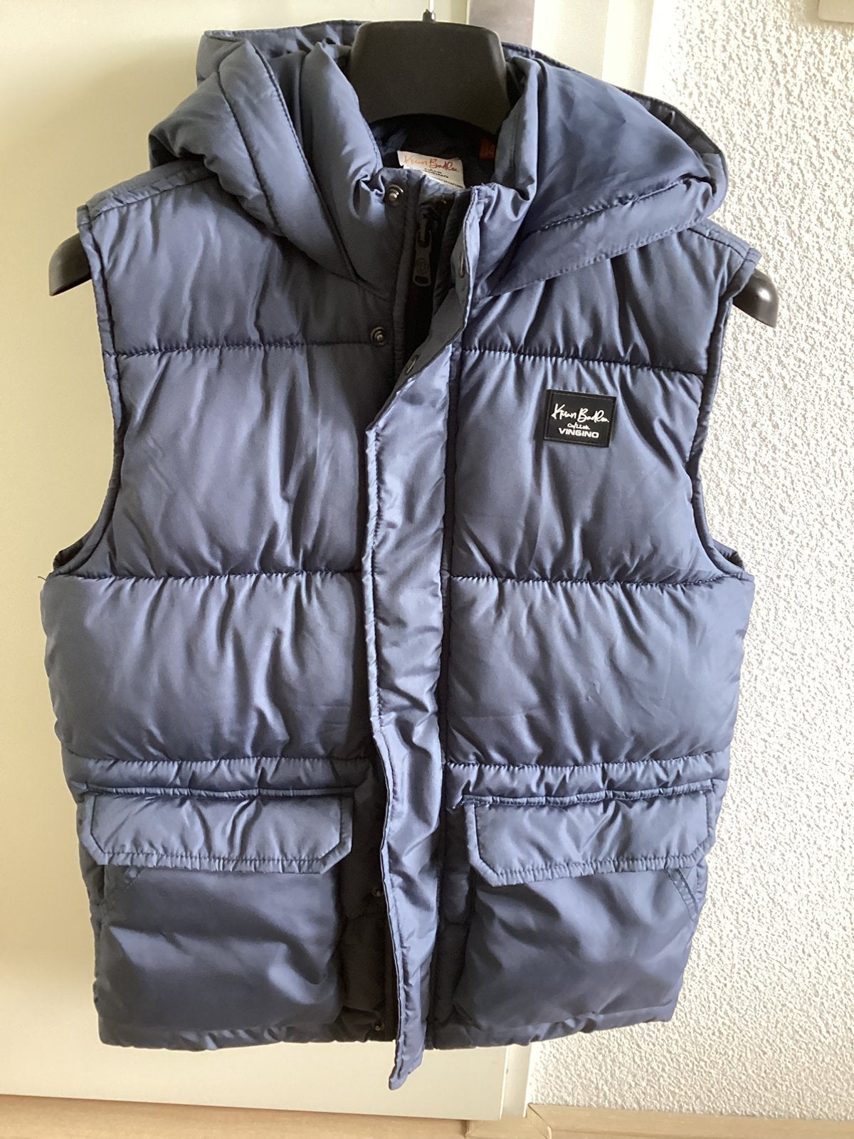 Vingino Bodywarmer met capuchon - Maat 164/14, Ophalen of Verzenden, Zo goed als nieuw, Jongen, Jas