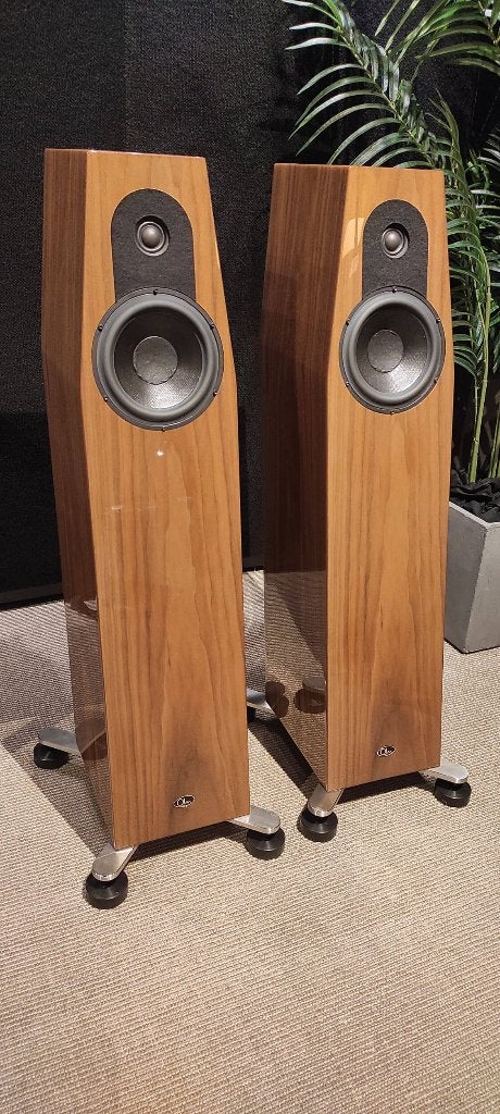 QLN Prestige Three, Vloerstaande luidspreker, -, -, Zo goed als nieuw