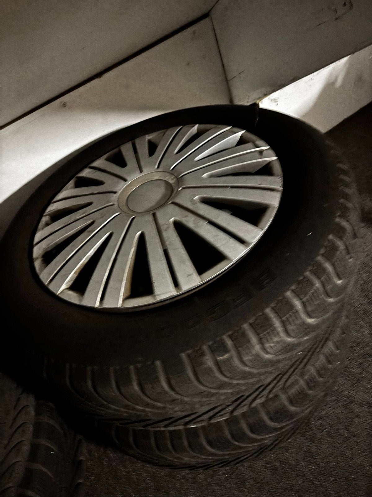 Winterbanden met velgen 185/65 R15, Auto-onderdelen, Ophalen, Gebruikt, 15 inch, Banden en Velgen