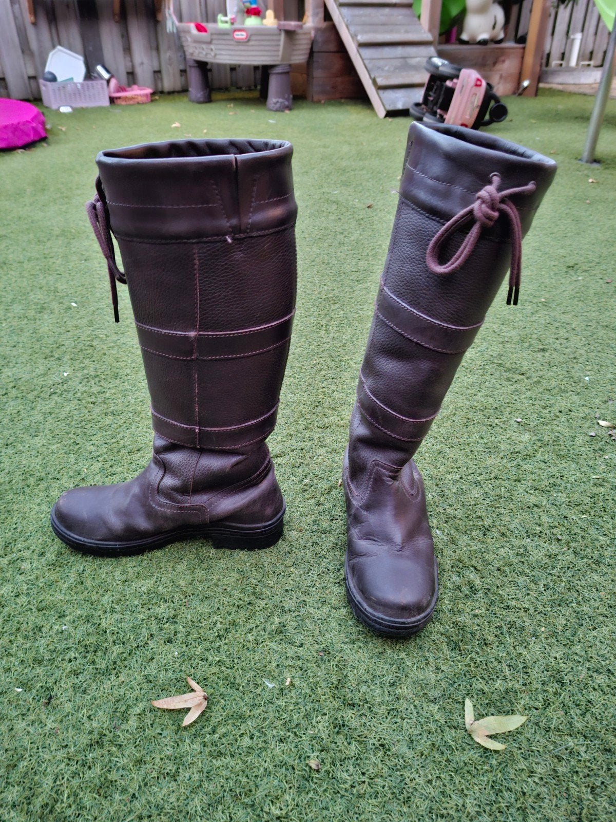 HKM outdoor laarzen, Ophalen