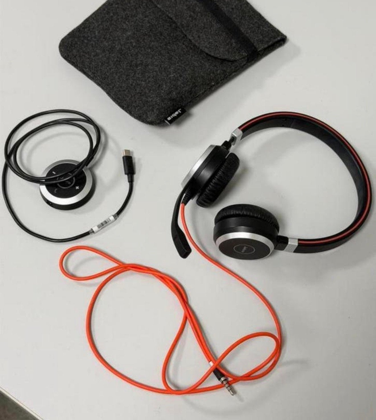 Jabra Evolve 40 UC Stereo Headset usb-c koptelefoon office, Computers en Software, Headsets, Mute-functie, Ophalen of Verzenden