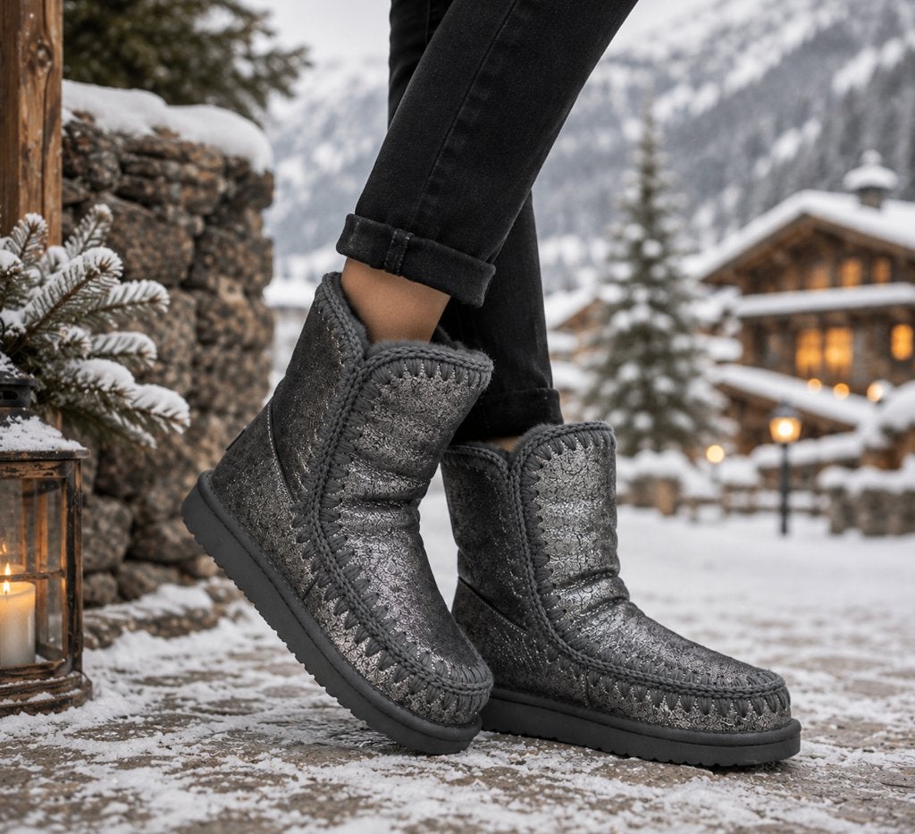 Metallic Eskimo Boots met Zachte Bontkraag Donkergrijs mt 39, Kleding | Dames, Schoenen, Lage of Enkellaarzen, Nieuw, Ophalen of Verzenden