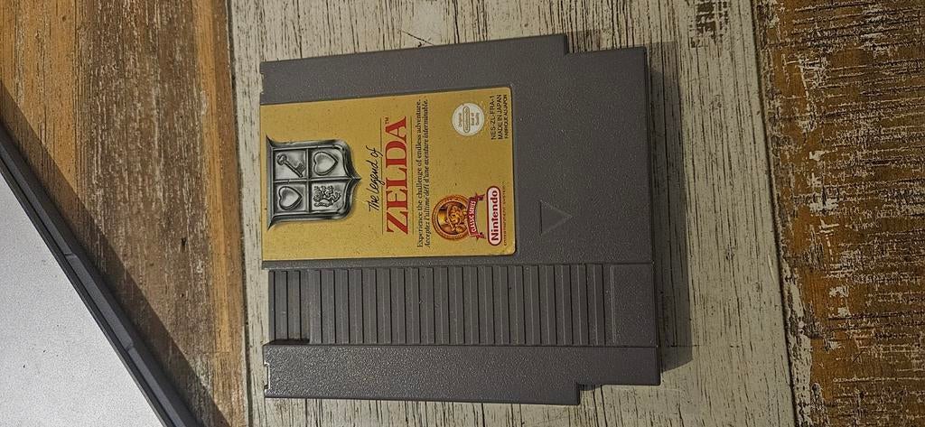 The legend of ZELDA NES grijze cassette, Spelcomputers en Games, Games | Nintendo NES, Avontuur en Actie, Gebruikt, 1 speler, Ophalen of Verzenden