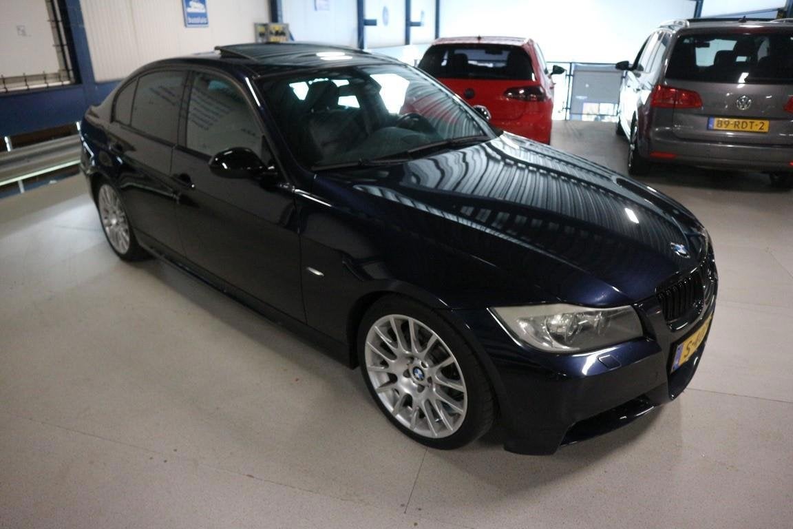 BMW 3-serie 320si 173PK / M-PAKKET / REVISIE MOTOR TWV 19000, Auto's, BMW, Gebruikt, 4 cilinders, Blauw, Bedrijf
