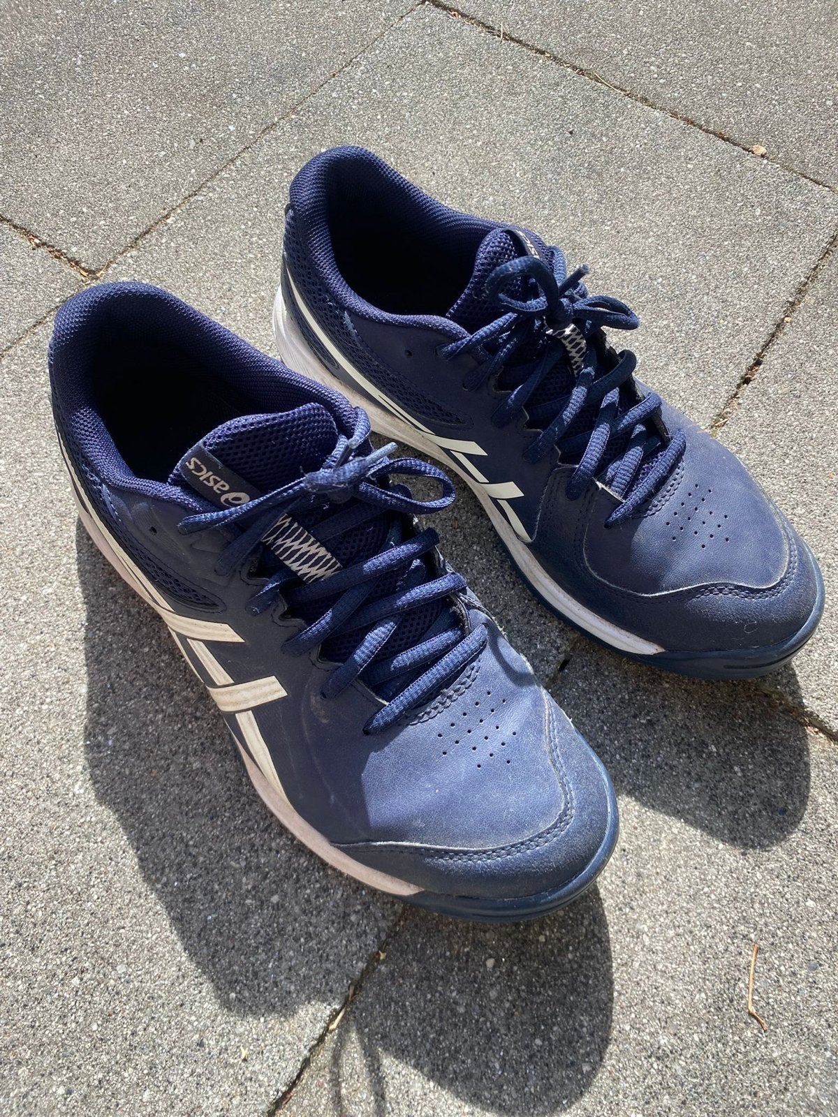 Hockeyschoenen jongens - Maat 39.5, Sport en Fitness, Ophalen of Verzenden, Gebruikt, Schoenen