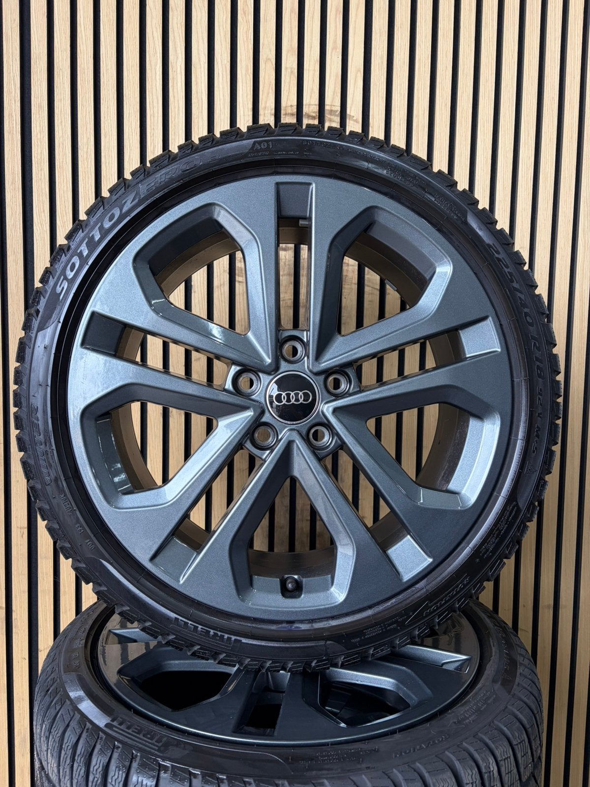 Originele 18” Audi A3 S3 8Y 8V Winterbanden Winterset, Gebruikt, ., Banden en Velgen, 18 inch