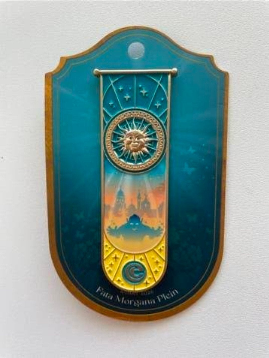 Efteling zomerpin fata morgana gezocht, Ophalen of Verzenden, Nieuw, Button of Speldje