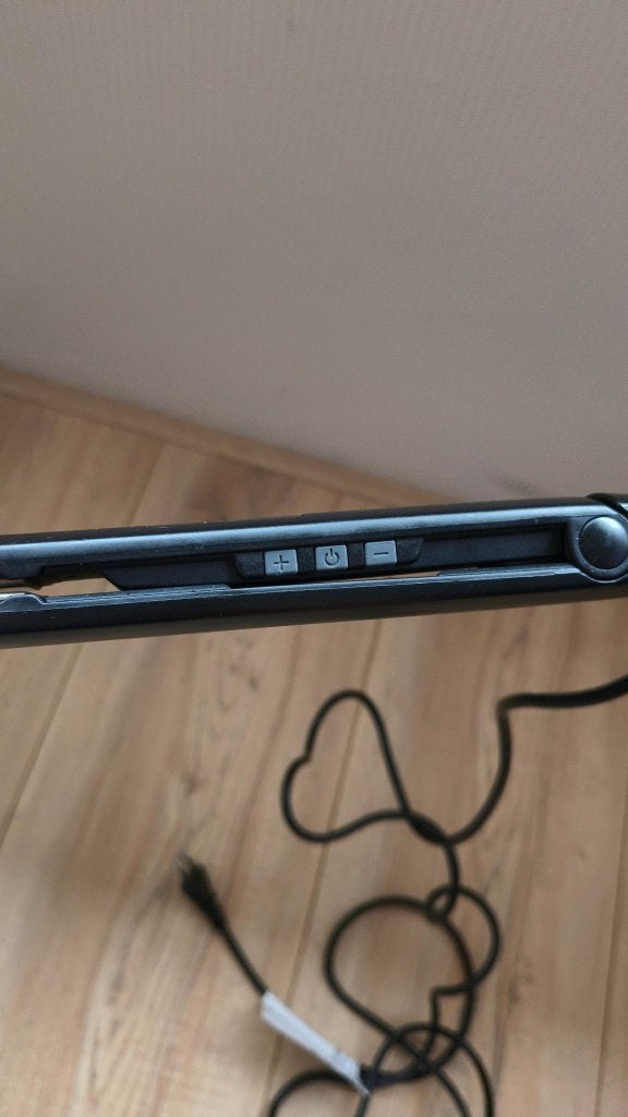 MAX PRO Stijltang / Hair Straightener - Zwart, Sieraden, Tassen en Uiterlijk, Ophalen, Zo goed als nieuw, Krultang of Stijltang