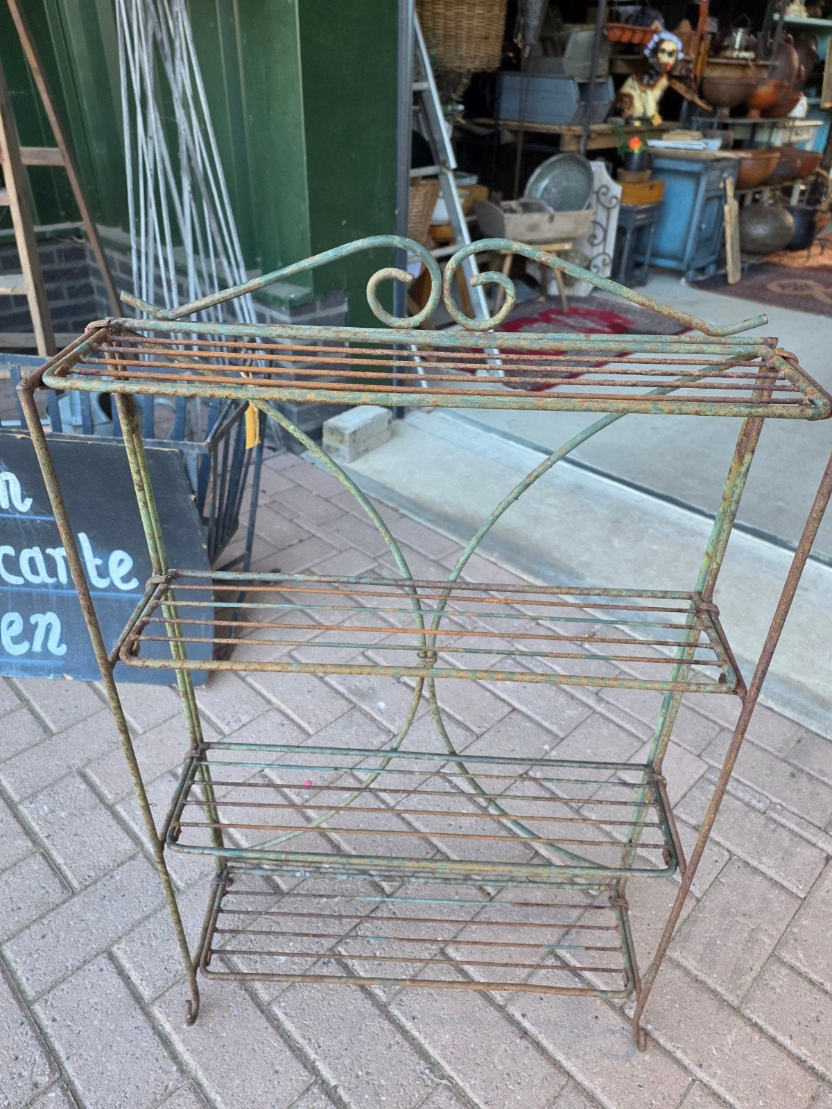 Brocante ijzeren regaal/ rek, Ophalen