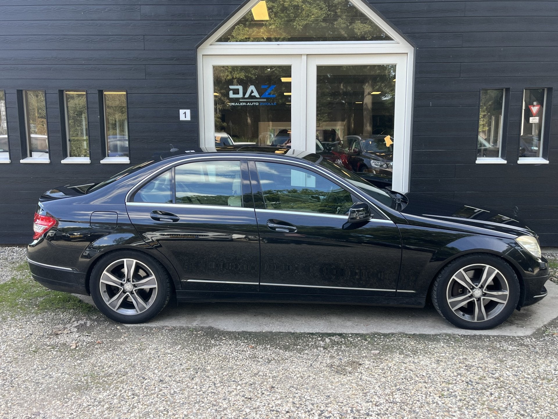 Mercedes-Benz C-Klasse 350 Elegance Aut/Ecc/Leer/Navi/Pano/L, Automaat, Achterwielaandrijving, Zwart, Sedan